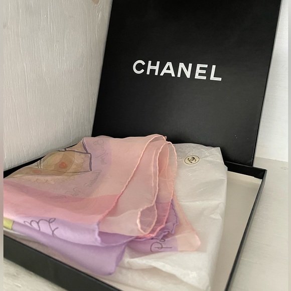 WINTER SPECIAL SALE ‼️ Authentic Vintage Chanel silk chiffon scarf! - Picture 16 of 16